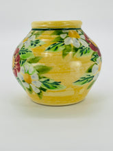 Load image into Gallery viewer, Bud Vase

